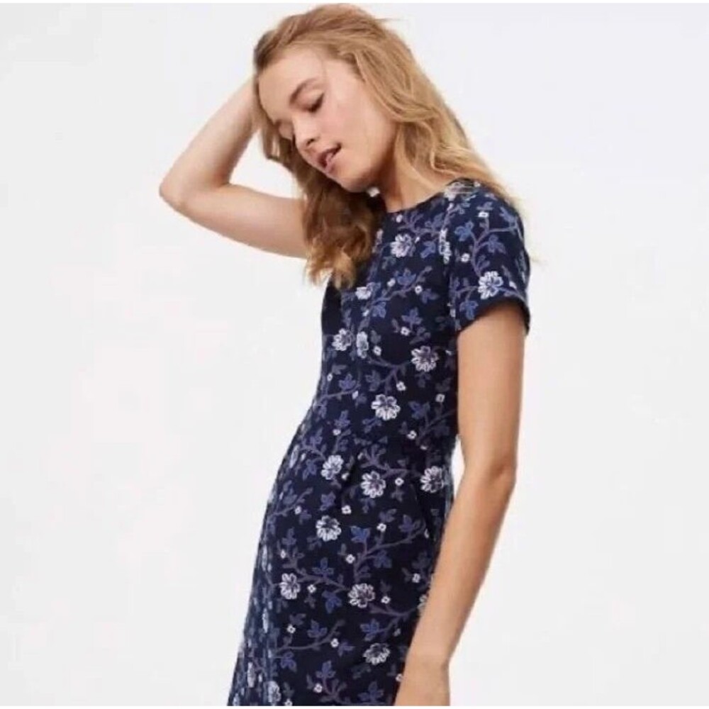 NWT LOFT Blue Floral Pleated Short Sleeve Lined Shift Dress Bloomcore SIZE 8